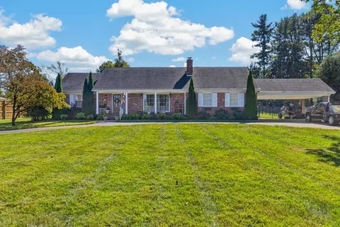 1511 Doris Dr, Cookeville, TN 38501