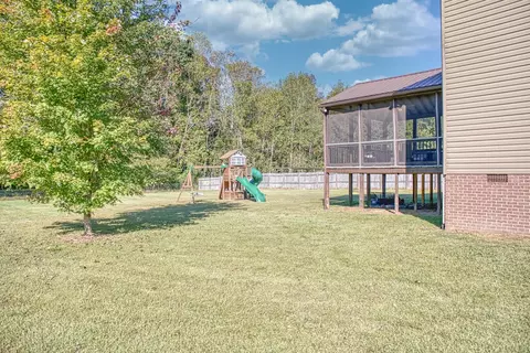 Exterior - 7864 Platinum Cir, Baxter, TN 38544 photo 10 of 11