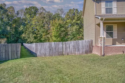 Exterior - 7864 Platinum Cir, Baxter, TN 38544 photo 7 of 11