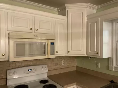 Kitchen - 225 Eagle Crest Dr, Byrdstown, TN 38549 photo 3 of 3