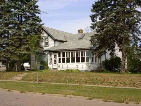 1600 E 3rd St, Merrill, WI 54452 photo 1