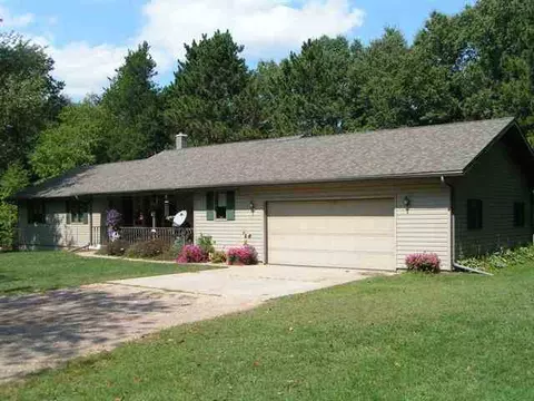 e3598 County Road G, Iola, WI 54945 photo 1