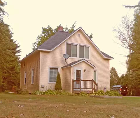 1209 E Blodgett St, Marshfield, WI 54449 photo 1