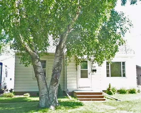 1109 E 4th St, Marshfield, WI 54449 photo 1