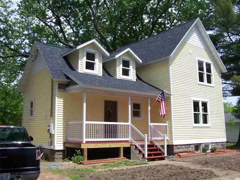 801 E 3rd St, Marshfield, WI 54449 photo 1