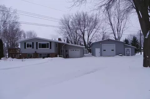 321 E Church St, Unity, WI 54488 photo 1