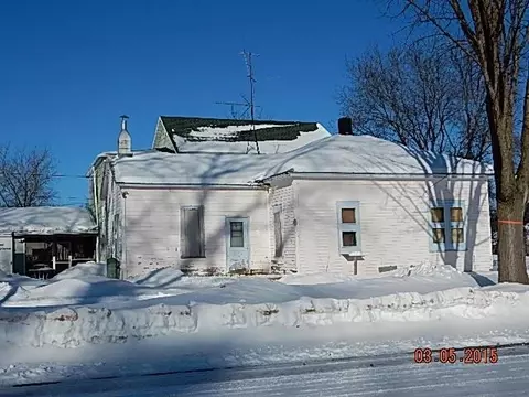 327 N 7th St, Tomahawk, WI 54487 photo 1