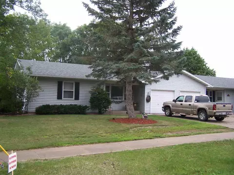 712-714 E 15th St, Marshfield, WI 54449 photo 1