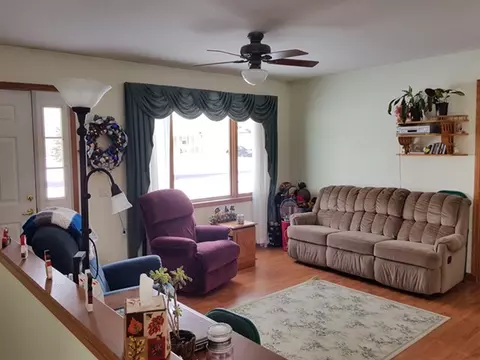 414 E 19th St, Marshfield, WI 54449 photo 2