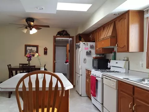 414 E 19th St, Marshfield, WI 54449 photo 6