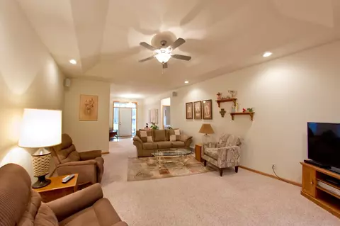8606 Windsor Dr, Weston, WI 54476 photo 8