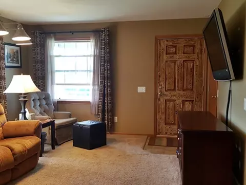 411 E 19th St, Marshfield, WI 54449 photo 2