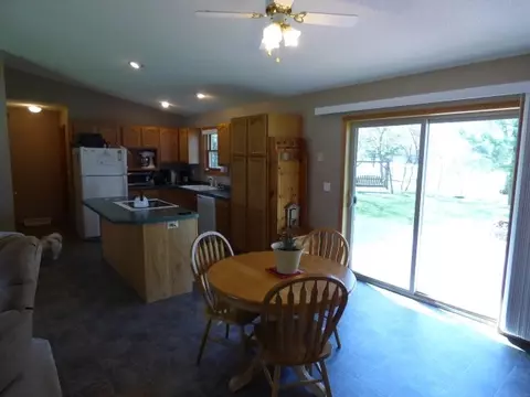 5259 Crocus Ct, Stevens Point, WI 54481 photo 3