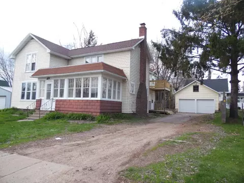 504 E 3rd St, Merrill, WI 54452 photo 1