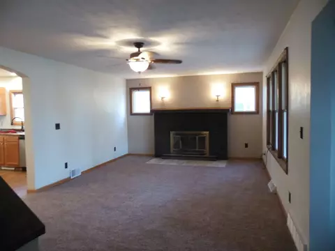 504 E 3rd St, Merrill, WI 54452 photo 4