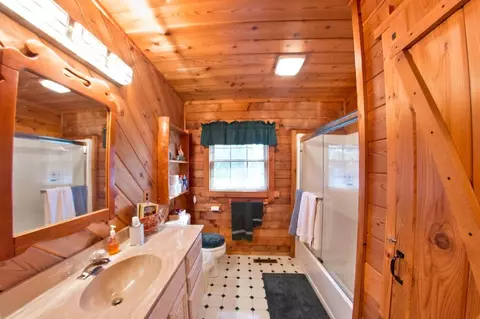 w7070 Loop Road, Tomahawk, WI 54487 photo 11