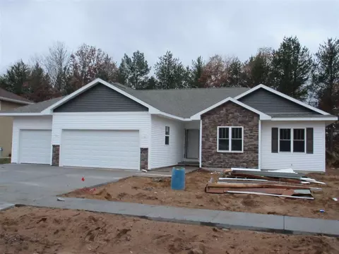 316 Dearborn Ave, Stevens Point, WI 54481 photo 1