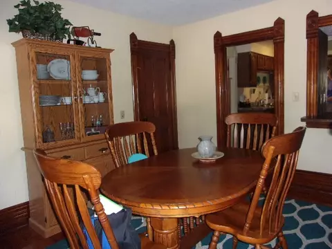 410 E State St, Iola, WI 54945 photo 4