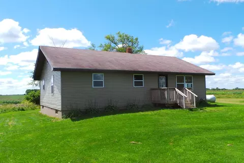 w745 Capital Road, Unity, WI 54488 photo 1