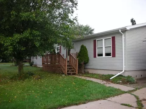 1401 E 25th St, Marshfield, WI 54449 photo 2