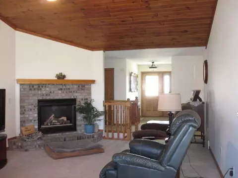 1710 Devine Dr, Marshfield, WI 54449 photo 8