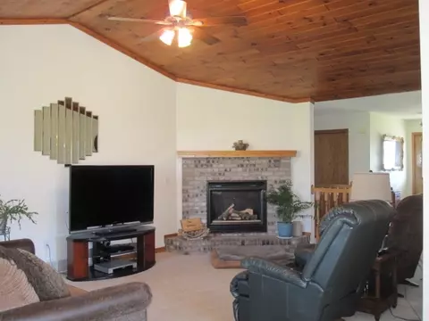 1710 Devine Dr, Marshfield, WI 54449 photo 7