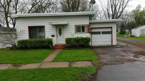 508 E 10th St, Marshfield, WI 54449 photo 1