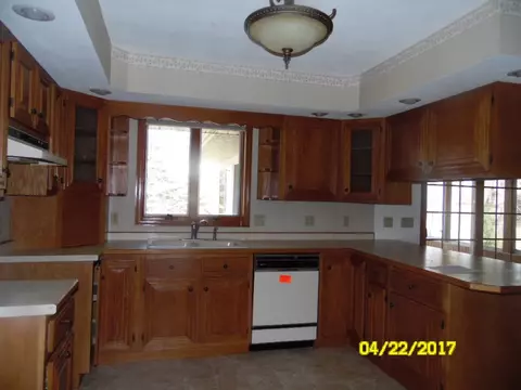 1213 E 26th St, Marshfield, WI 54449 photo 8