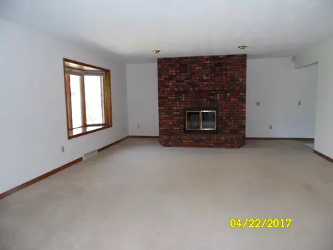 1213 E 26th St, Marshfield, WI 54449 photo 14