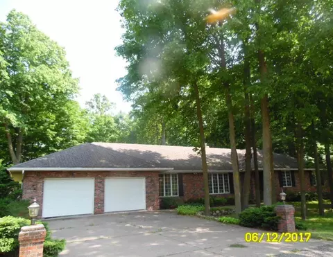 1213 E 26th St, Marshfield, WI 54449 photo 1