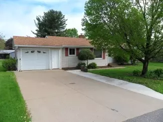 809 E 18th St, Marshfield, WI 54449 photo 1