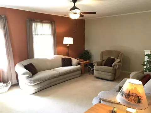 155 S Grove St, Iola, WI 54945 photo 8