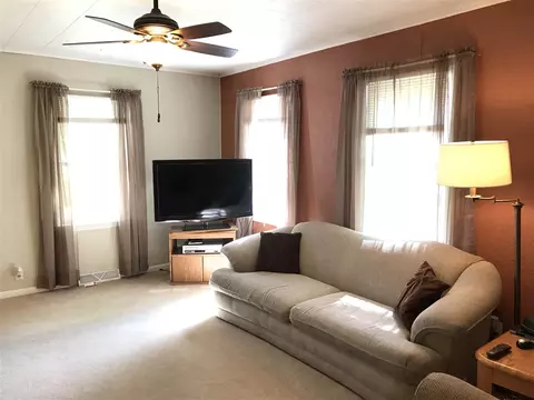155 S Grove St, Iola, WI 54945 photo 9
