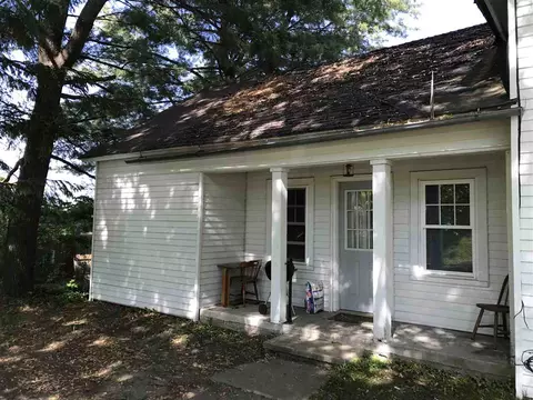 155 S Grove St, Iola, WI 54945 photo 22