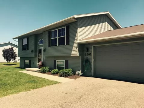3207 Caleb Dr, Weston, WI 54476 photo 2