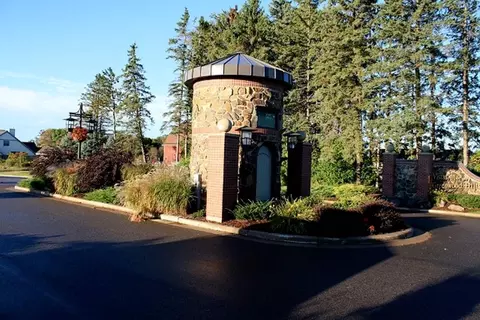 1401 Bent Stick Dr, Wausau, WI 54403