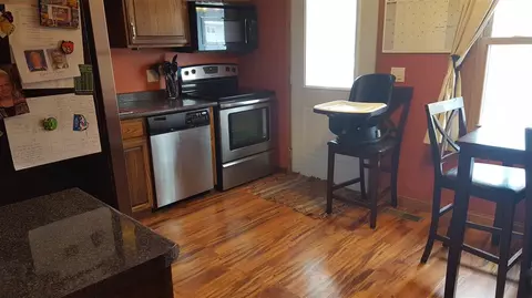 1606 E Arnold St, Marshfield, WI 54449 photo 3