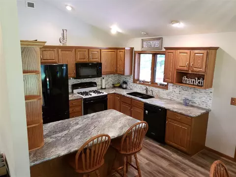 5102 Riverfront Pl, Weston, WI 54476 photo 9