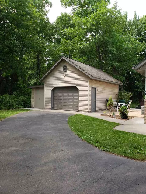 5102 Riverfront Pl, Weston, WI 54476 photo 2