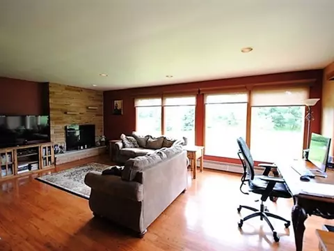 11710 Robin Rd, Marshfield, WI 54449 photo 2