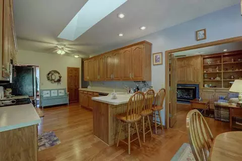 9103 Windemere Pl, Weston, WI 54476 photo 12