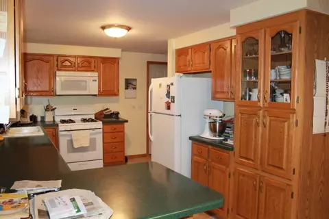 4800 White St, Vesper, WI 54489 photo 4