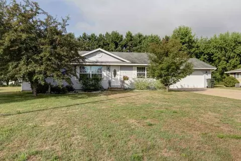 5307 Roxann Dr, Weston, WI 54476 photo 2