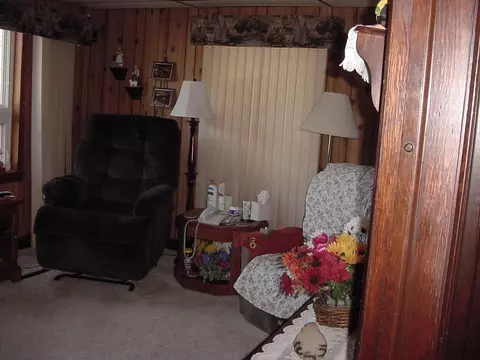 180 S Front St, Unity, WI 54488 photo 8