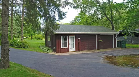 e1843 Hoffman Lane, Iola, WI 54945 photo 2