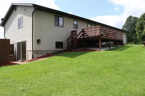 179314 Apple Ln, Hatley, WI 54440 photo 1