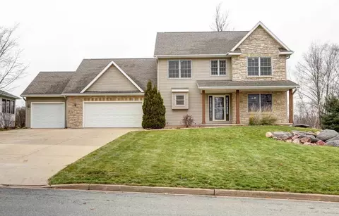 3110 Warwick Dr, Weston, WI 54476 photo 1