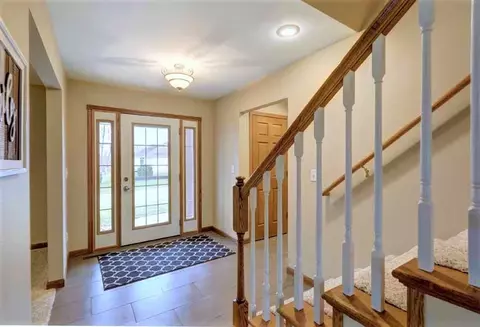 3110 Warwick Dr, Weston, WI 54476 photo 2