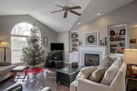 5706 Pine Ter, Weston, WI 54476 photo 7
