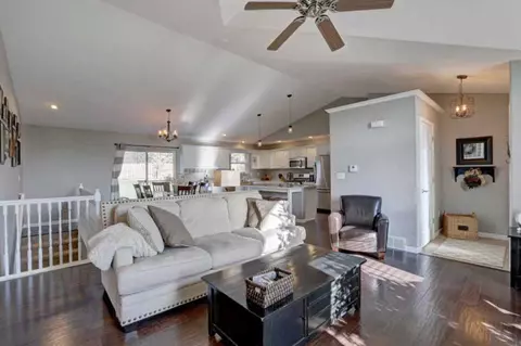5706 Pine Ter, Weston, WI 54476 photo 4